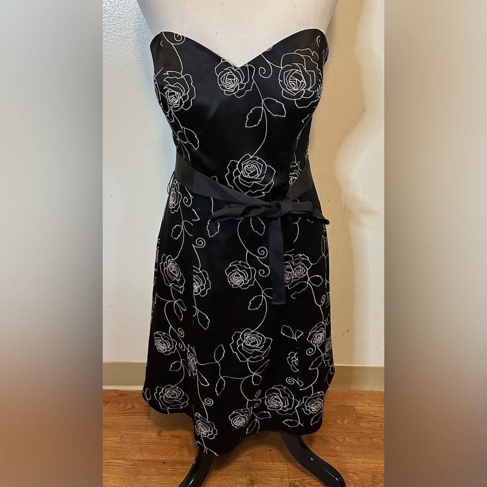 White House Black Market Black Strapless Midi Dress with White Rose Print